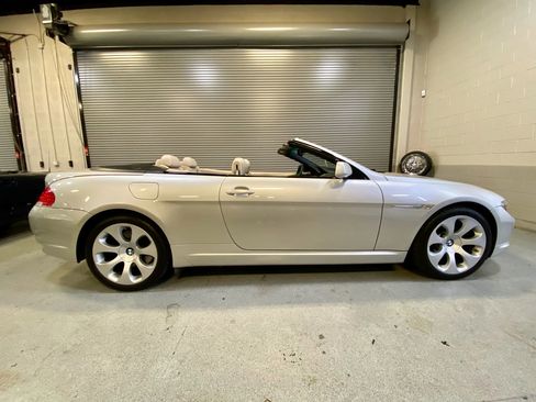 Used 2007 BMW 650i Convertible image 7