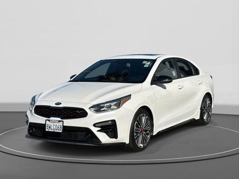 Used 2021 Kia Forte GT image 3