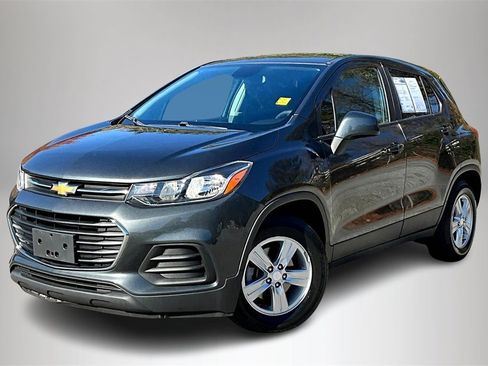 Certified 2020 Chevrolet Trax LS w/ Tint and Cruise Package image 3