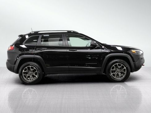 Used 2020 Jeep Cherokee Trailhawk w/ Cold Weather Group AWD/4WD image 6