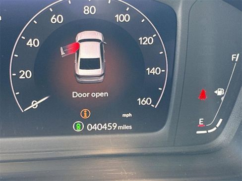 Used 2024 Honda Accord EX image 11