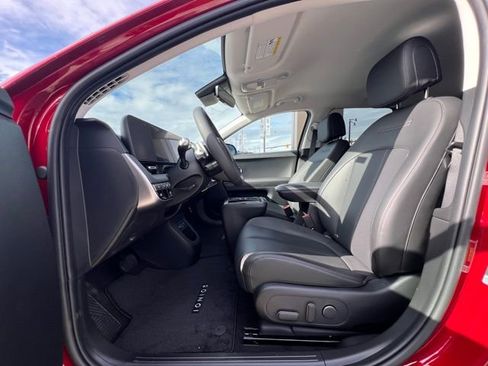 New 2026 Hyundai Ioniq 5 SEL image 16