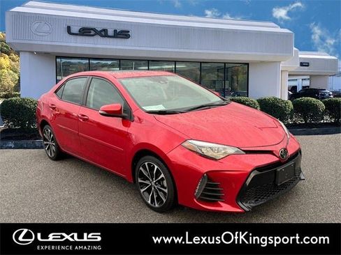 Used 2019 Toyota Corolla XSE image 7