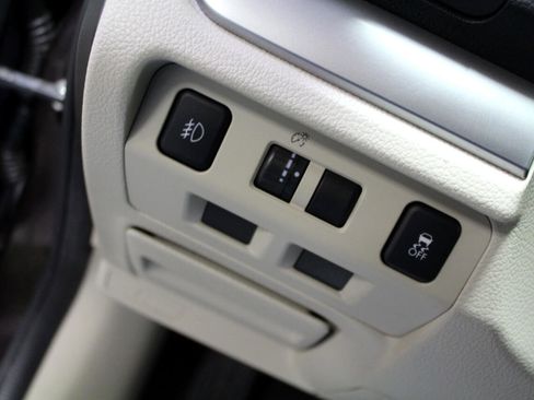 Used 2012 Subaru Impreza 2.0i Premium w/ All-Weather Pkg image 11