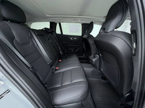 Used 2026 Volvo V60 B5 Cross Country Plus w/ Protection Package Premier AWD/4WD image 6