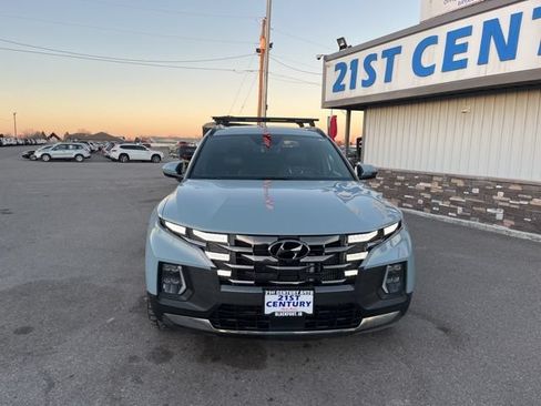 Used 2022 Hyundai Santa Cruz Limited AWD/4WD image 2