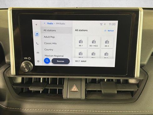 Used 2025 Toyota RAV4 XLE FWD image 28