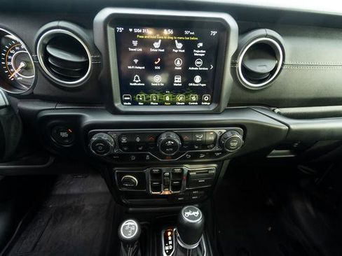 Used 2019 Jeep Wrangler Unlimited Sahara w/ Quick Order Package 24M Moab image 20