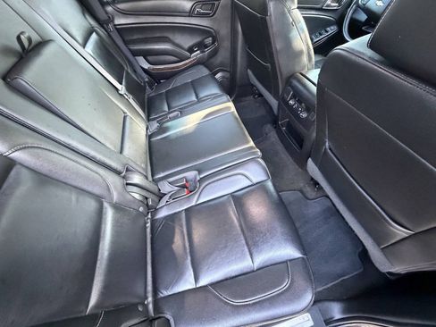 Used 2017 Chevrolet Tahoe LT w/ Luxury Package RWD image 15