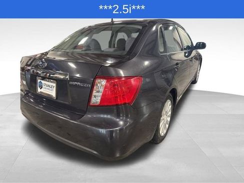 Used 2011 Subaru Impreza 2.5i Premium w/ PWR Moonroof Value Pkg image 8