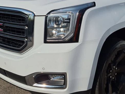 Used 2017 GMC Yukon SLT w/ Open Road Package AWD/4WD image 11