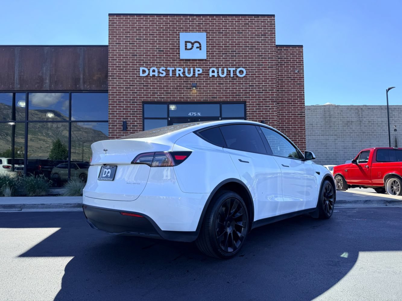 Used 2022 Tesla Model Y Long Range AWD/4WD image 7