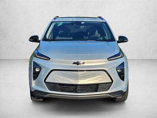 Used 2023 Chevrolet Bolt EUV Premier w/ Sun & Sound Package FWD video 2