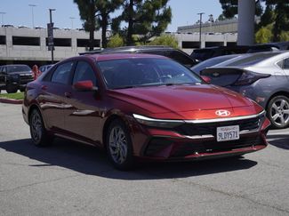 Used 2024 Hyundai Elantra SEL FWD video 2