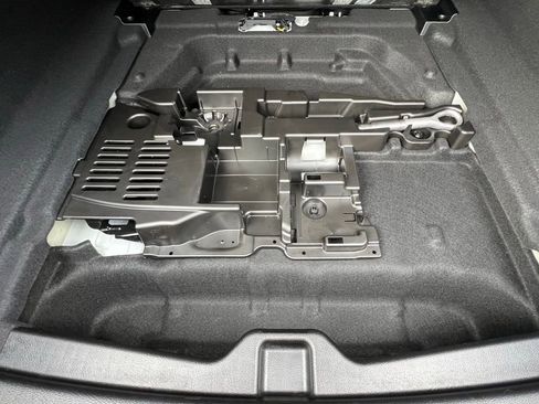 Certified 2023 Mercedes-Benz CLA 250 4MATIC image 44