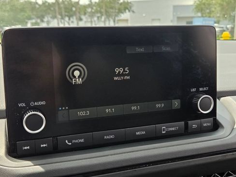 Certified 2025 Honda Accord SE image 26
