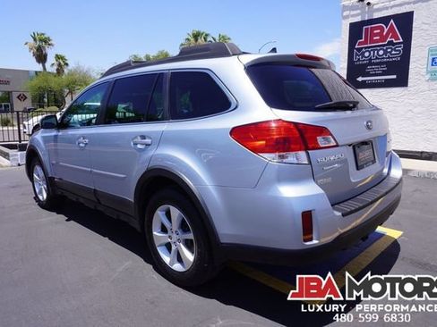 Used 2014 Subaru Outback 2.5i Limited w/ Moonroof Package AWD/4WD image 4