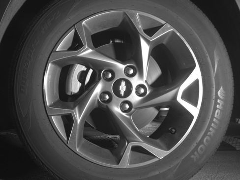 Used 2025 Chevrolet Trax LT FWD image 12