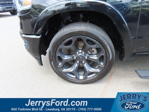 Used 2020 RAM 1500 Limited w/ Black Appearance Package AWD/4WD image 11