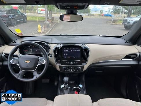 Used 2023 Chevrolet Traverse LT w/ LPO, Cargo Package AWD/4WD image 15