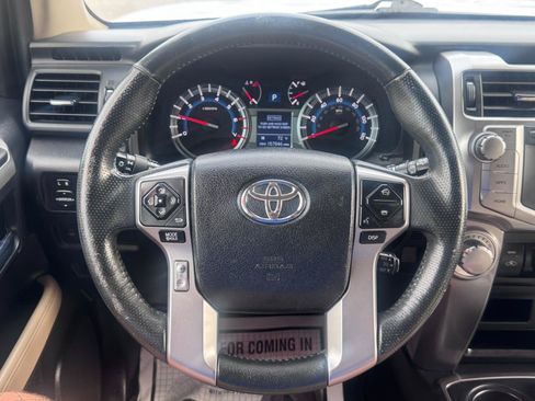 Used 2018 Toyota 4Runner Limited AWD/4WD image 10