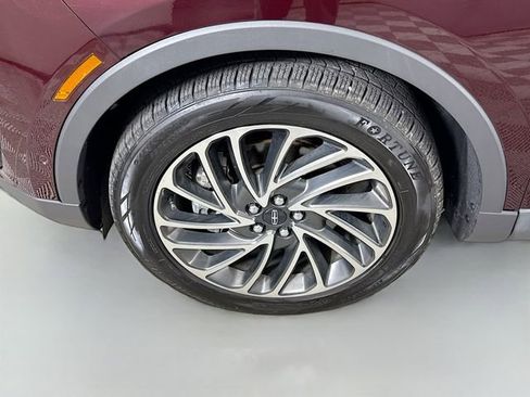 Used 2020 Lincoln Nautilus Reserve w/ Equipment Group 201A image 31