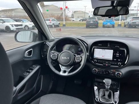 Certified 2023 Kia Soul EX image 40