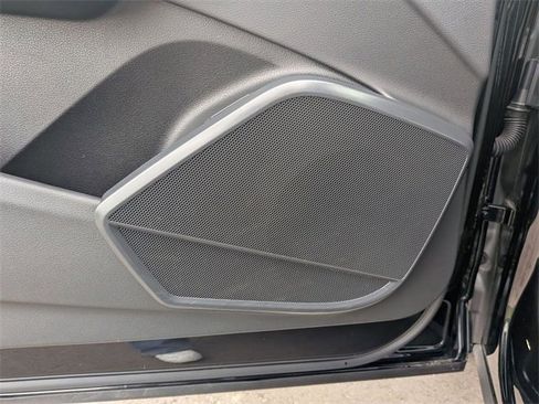 Used 2022 Audi Q5 2.0T Premium w/ Convenience Package image 17