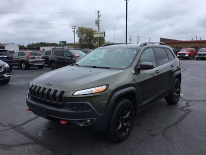 Used 2016 Jeep Cherokee Trailhawk w/ Leather Interior Group