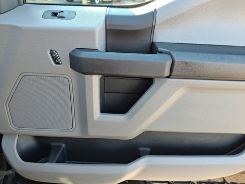 Used 2018 Ford F150 XL w/ Equipment Group 101A Mid image 10