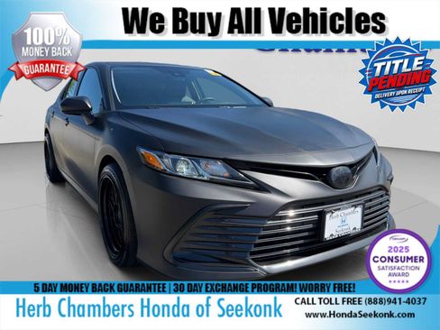 Used 2021 Toyota Camry LE FWD image 1