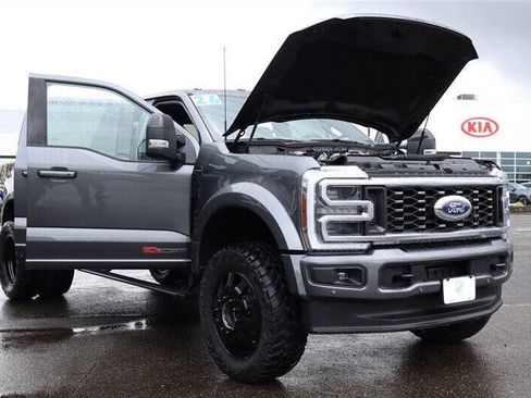 Used 2026 Ford F450 Platinum w/ FX4 Off-Road Package image 37