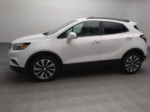 Used 2017 Buick Encore Essence FWD image 2