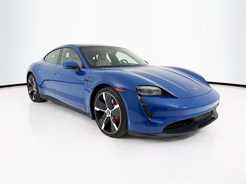 Certified 2021 Porsche Taycan 4S w/ Premium Package image 9