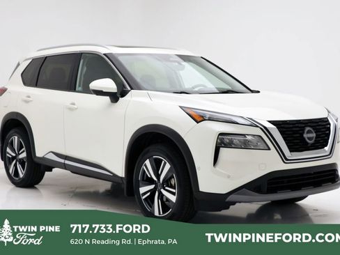 Used 2023 Nissan Rogue SL AWD/4WD image 1