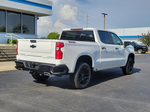 Certified 2021 Chevrolet Silverado 1500 Custom Trail Boss w/ Safety Confidence Package AWD/4WD image 4