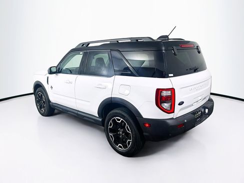 Used 2025 Ford Bronco Sport Outer Banks image 5
