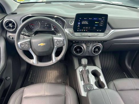 Used 2023 Chevrolet Blazer LT AWD/4WD image 13