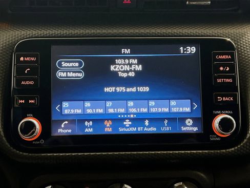 Used 2023 Nissan Kicks SV FWD image 10