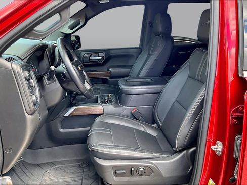 Used 2021 Chevrolet Silverado 1500 High Country w/ Technology Package AWD/4WD image 9