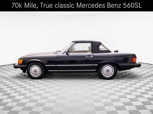 Used 1987 Mercedes-Benz 560 SL image 2