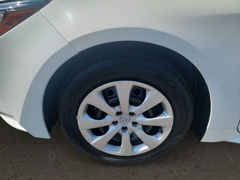 Used 2023 Toyota Corolla LE FWD image 10