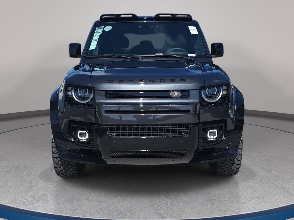 New 2026 Land Rover Defender 110 V8 AWD/4WD image 2