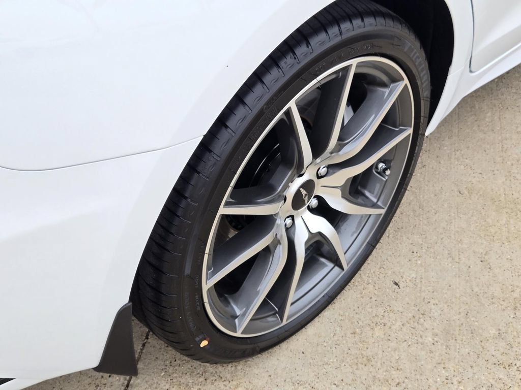 Used 2026 Genesis G70 2.5T Prestige RWD image 6