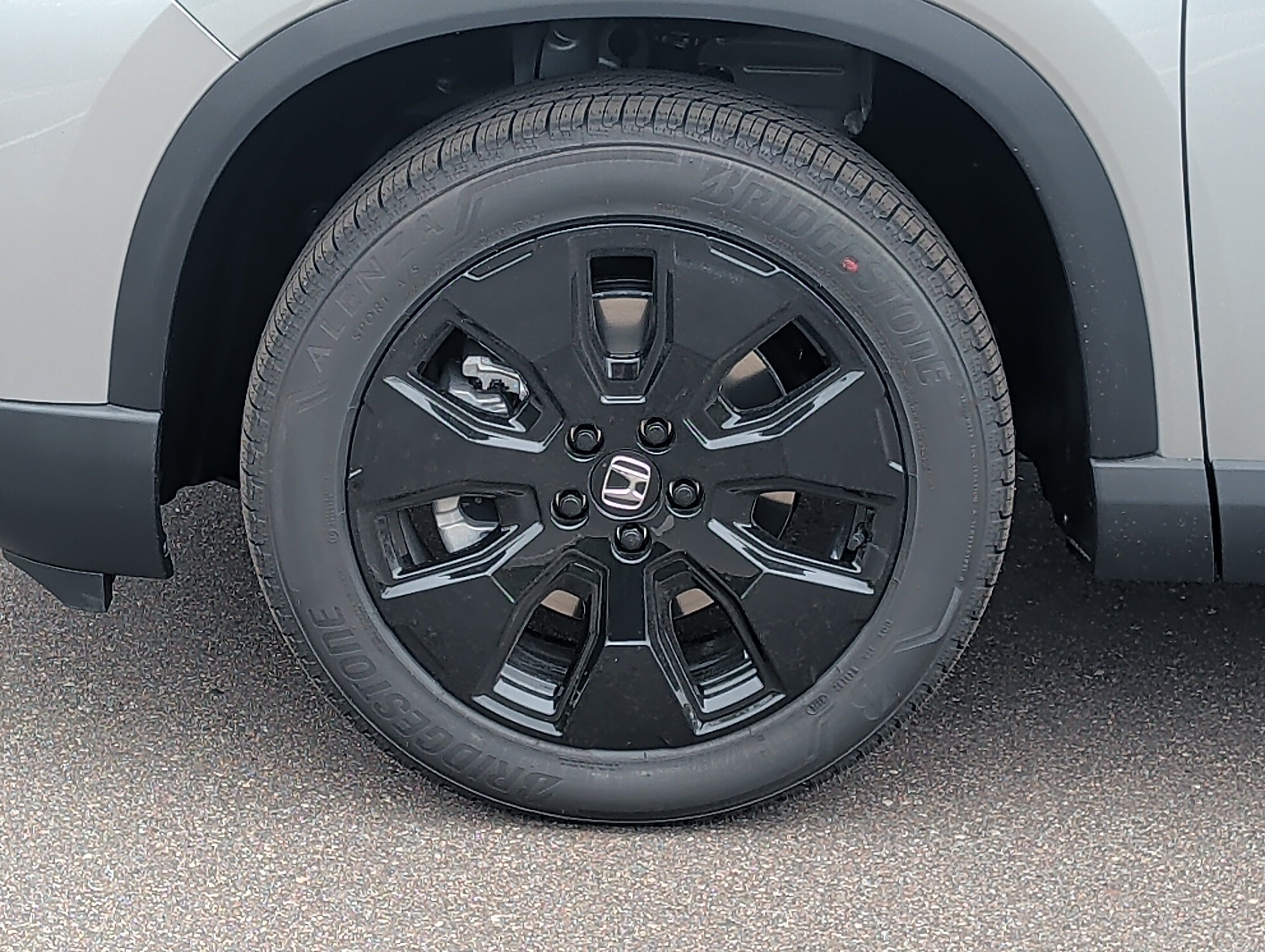New 2026 Honda Pilot Black Edition image 9