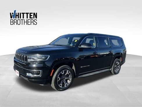 Used 2024 Jeep Wagoneer L Series III w/ Flexible Seating Group image 1