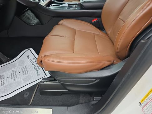 Used 2021 Lincoln Aviator Reserve w/ Equipment Group 201A image 14