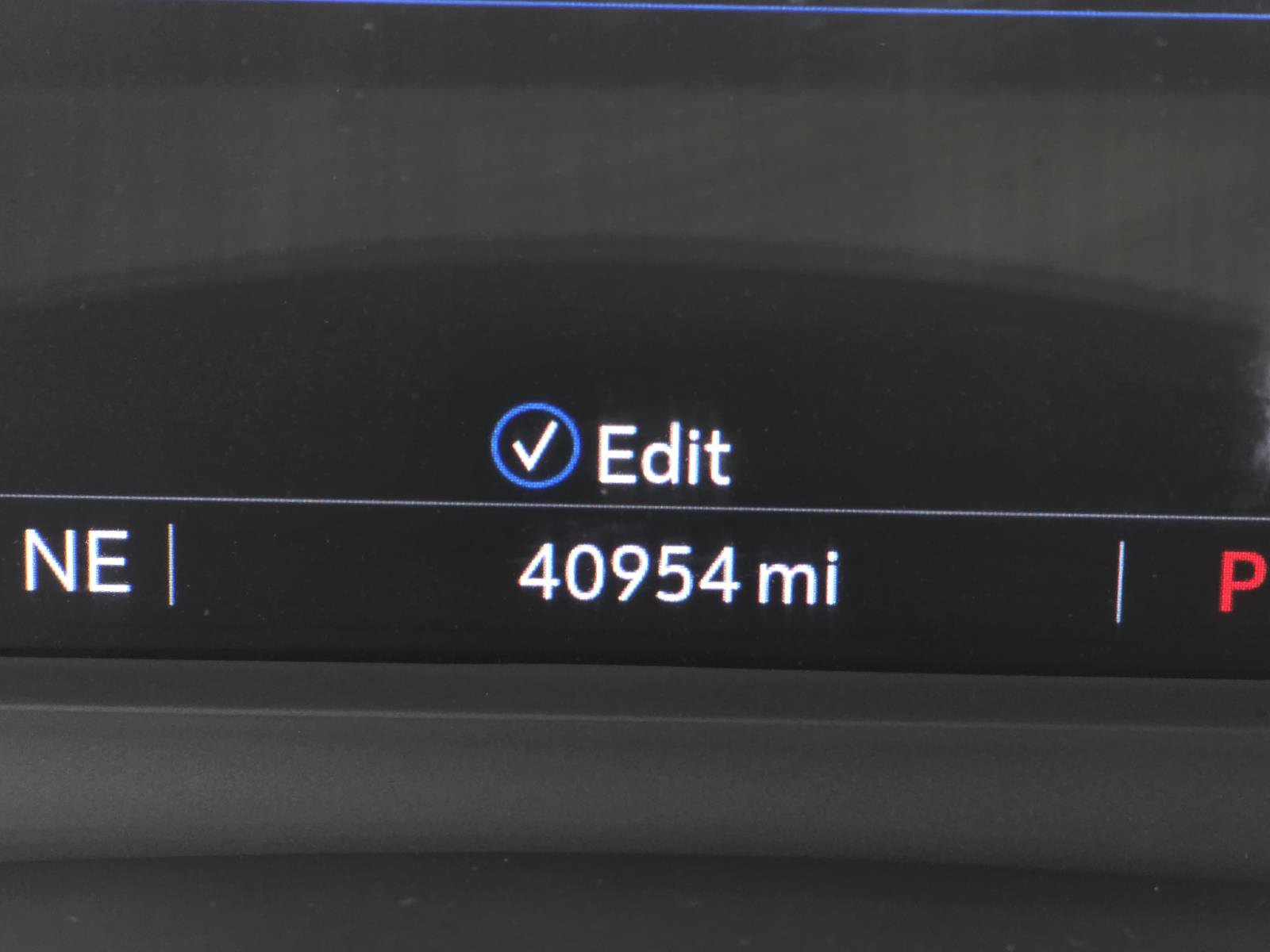 Certified 2024 Cadillac XT5 Premium Luxury FWD image 33