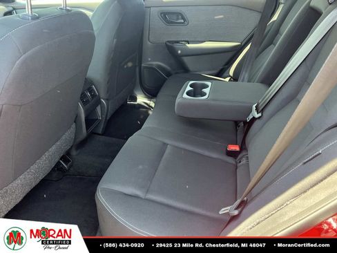 Used 2023 Nissan Rogue S AWD/4WD image 12