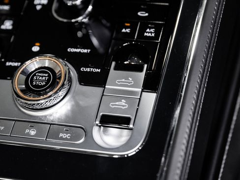 Used 2022 Bentley Continental GT V8 AWD/4WD image 40